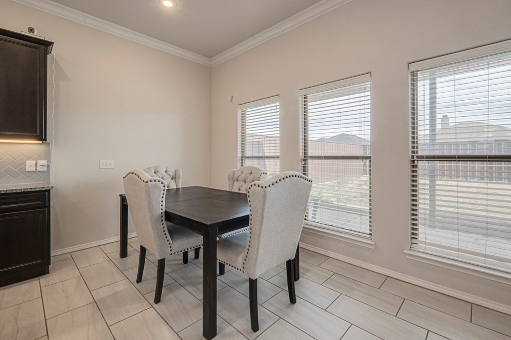 1008 E 93rd St, Odessa, Texas image 10