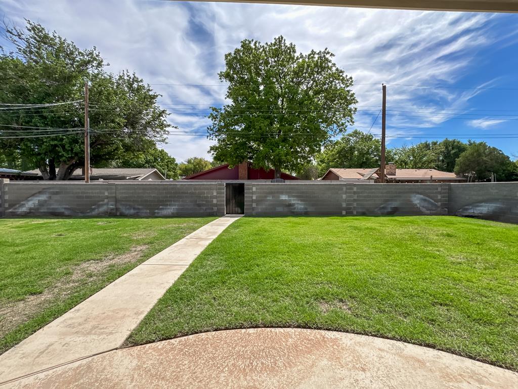 1304 NW 16th St, Andrews, Texas image 39