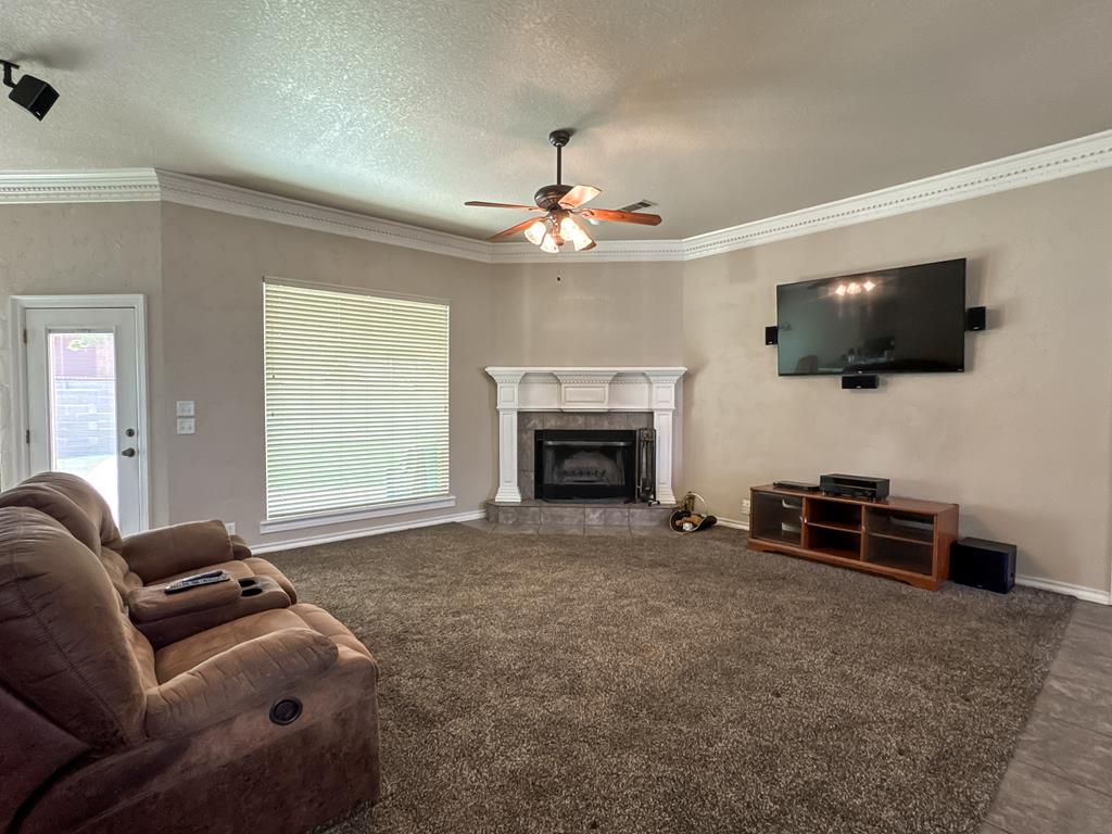 1304 NW 16th St, Andrews, Texas image 7
