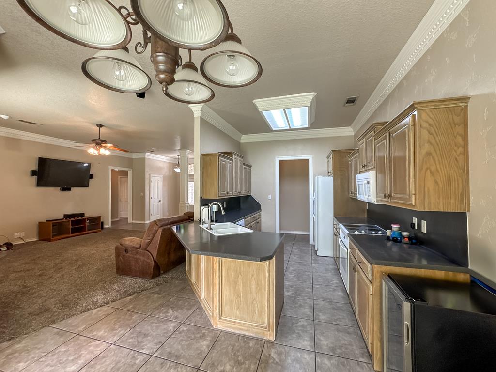 1304 NW 16th St, Andrews, Texas image 13