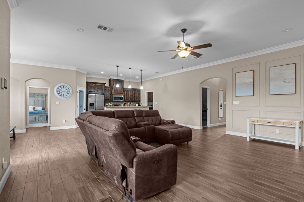 1805 Bourbon St, Odessa, Texas image 5
