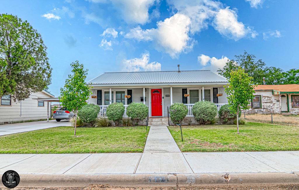 2410 W 15th St, Odessa, Texas image 1