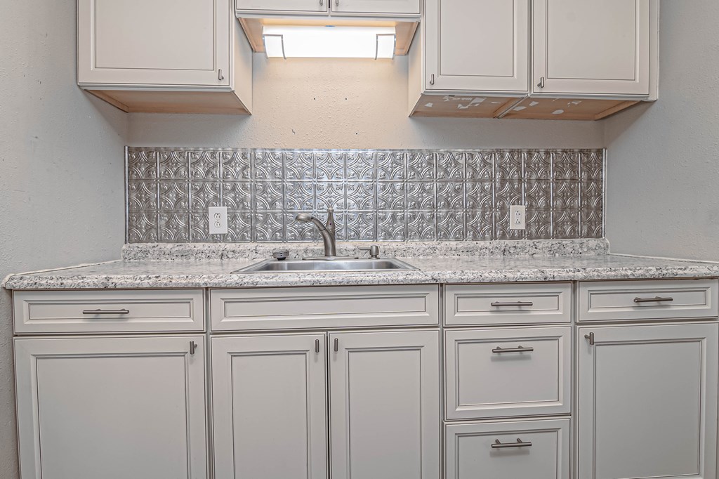 2410 W 15th St, Odessa, Texas image 18