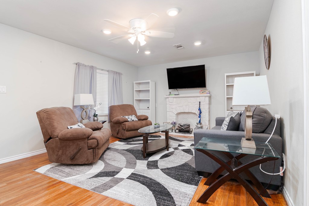 2410 W 15th St, Odessa, Texas image 4