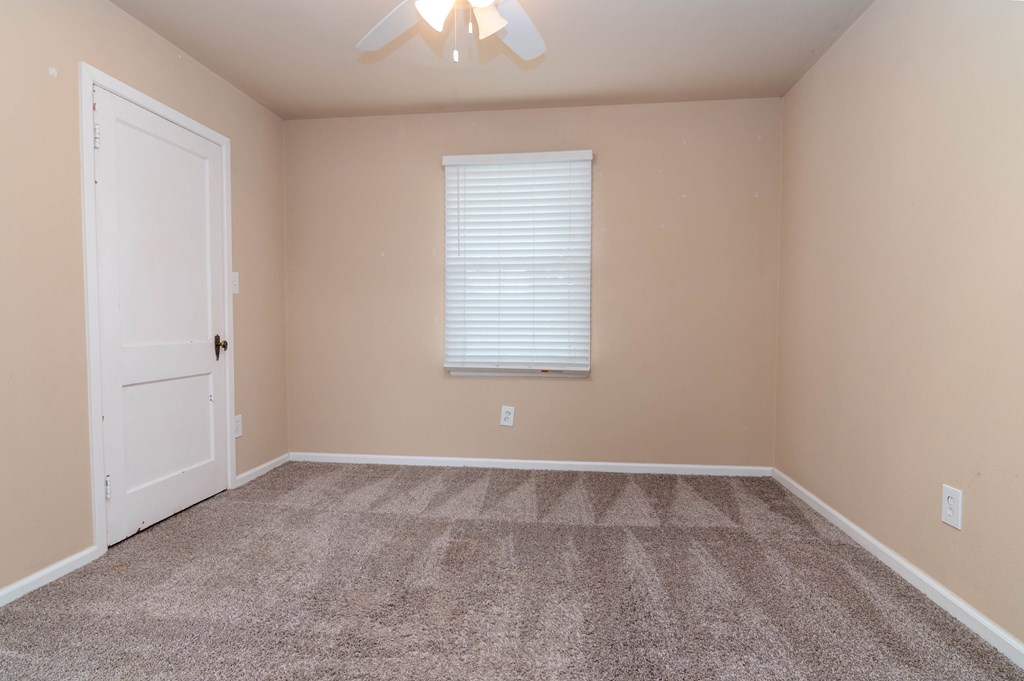 2410 W 15th St, Odessa, Texas image 17