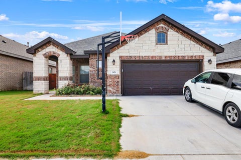 Homes For Sale - 1628 Twin Falls Dr<br/> Odessa, TX 79762