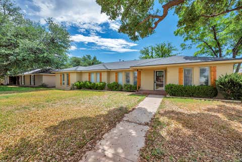 Homes For Sale - 4 Metz Court<br/> Midland, TX 79705