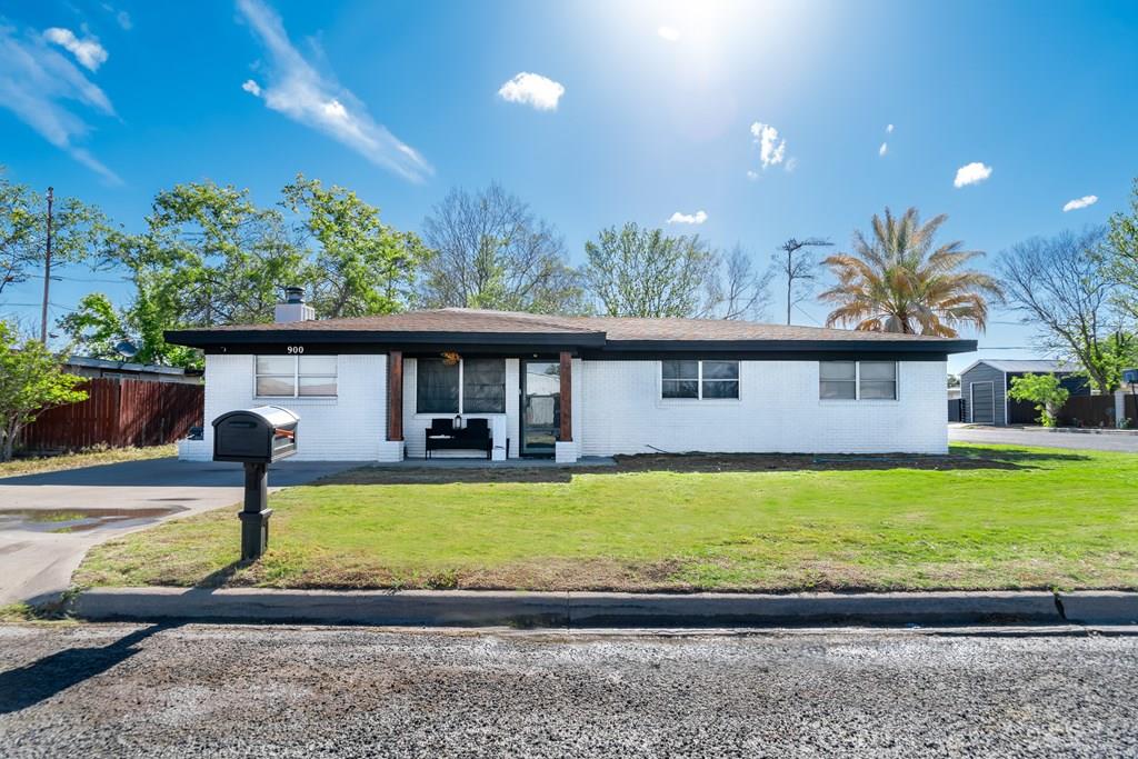 900 N Colpitts, Fort Stockton, Texas image 1
