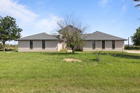 Homes For Sale - 11112 W Hacienda Dr<br/> Odessa, TX 79763