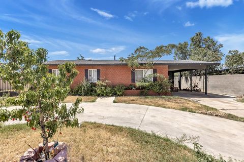 Homes For Sale - 1220 E 44th St<br/> Odessa, TX 79762