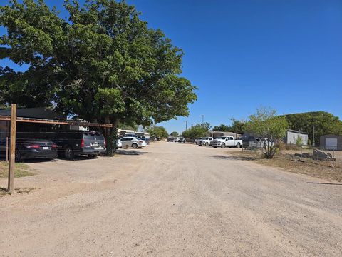 Mobile Home For Rent - 14532 N Pecan Ave #7-8-16<br/> Ector County, Gardendale, TX 79758