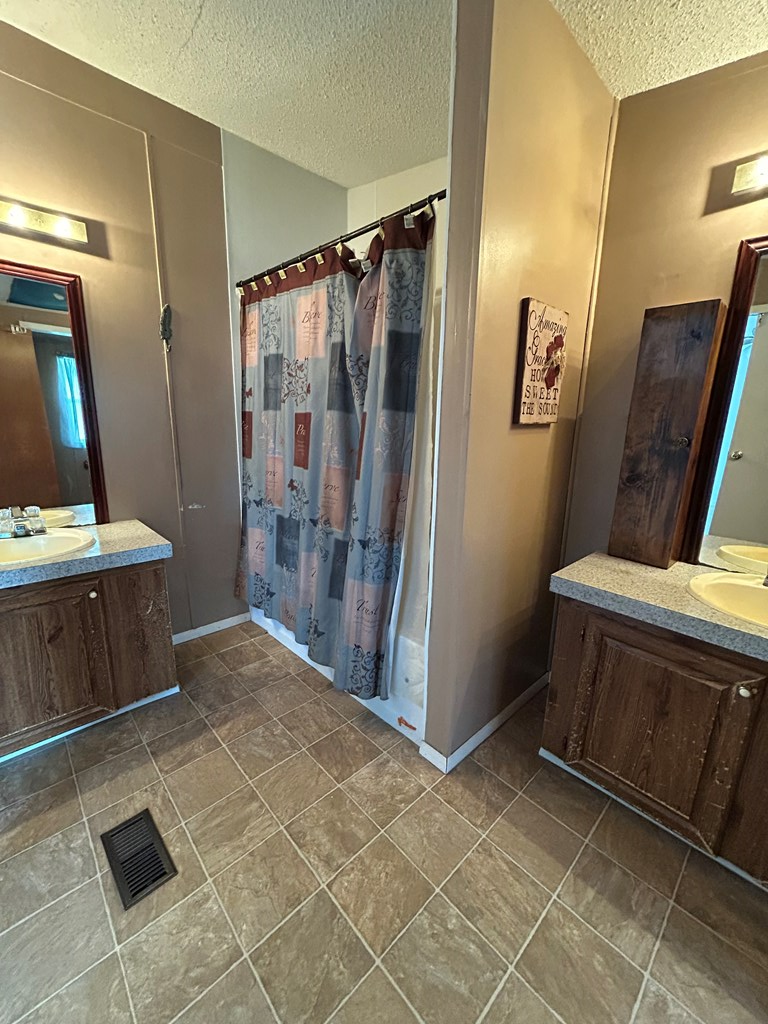 687 Scissortail Ln, Fort Stockton, Texas image 13
