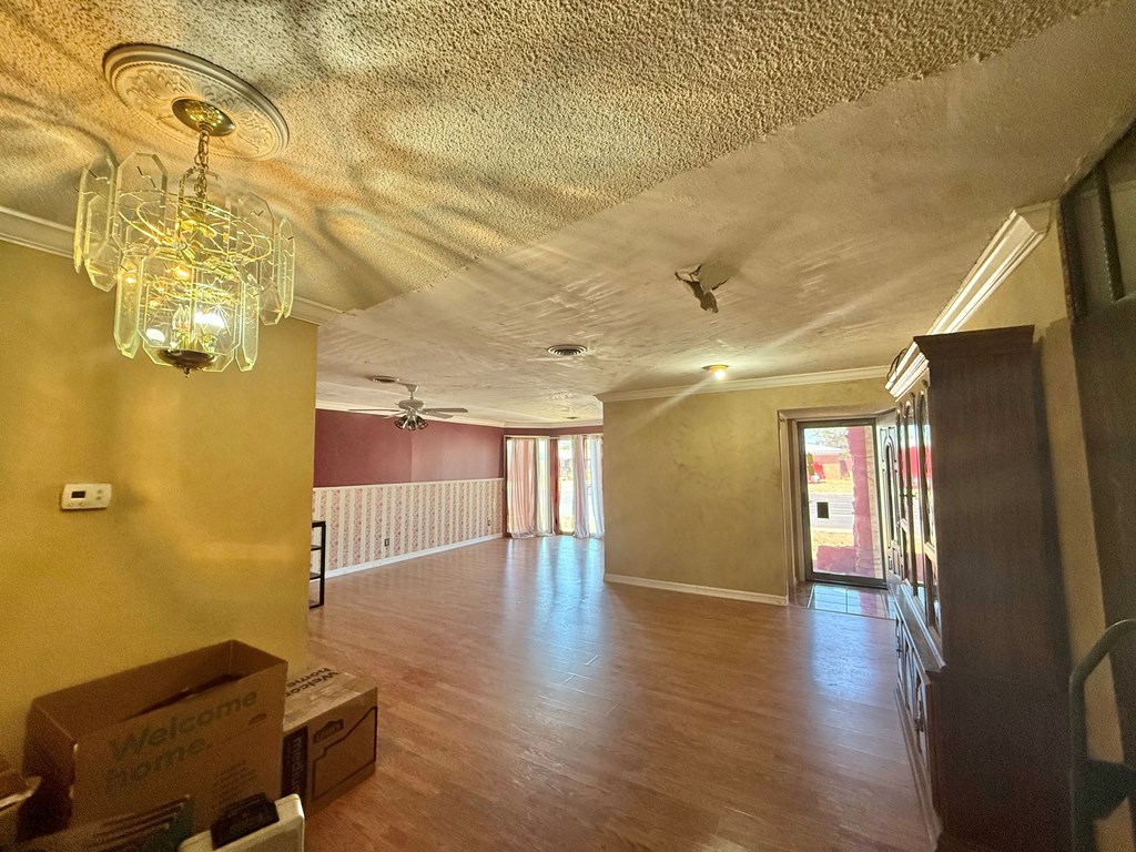 1220 E 52nd St, Odessa, Texas image 8