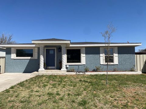 304 NW 11th St Andrews TX 79714