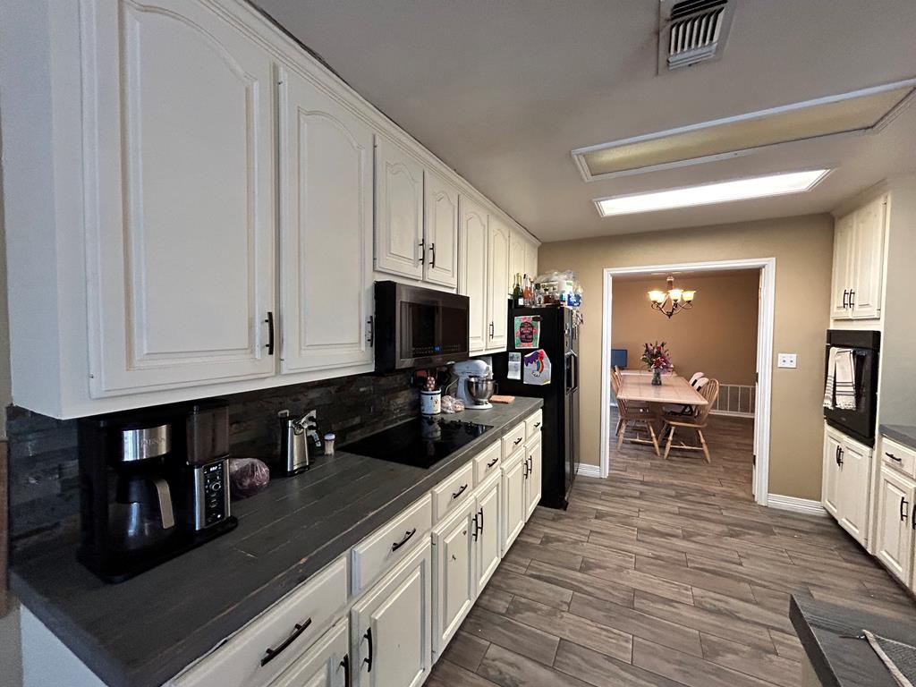 1215 NW 15th St, Andrews, Texas image 22