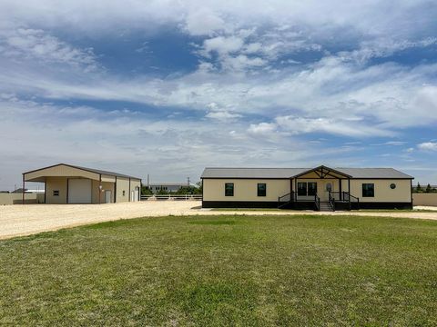 Homes For Sale - 355 Pr 303-b<br/> Seminole, TX 79360