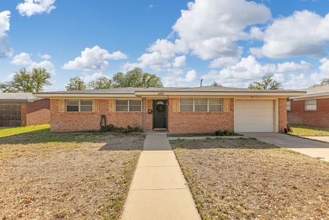Homes For Sale - 1431 Halifax Ave<br/> Odessa, TX 79761