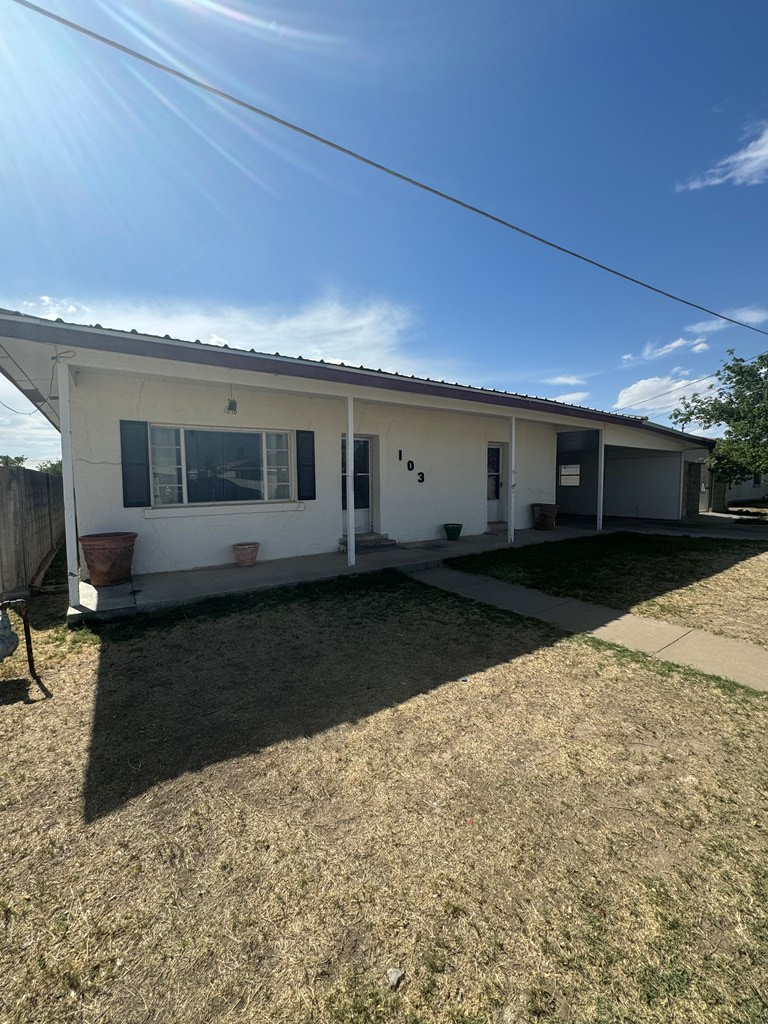 103 N Jackson Street, Fort Stockton, Texas image 2