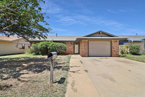 Homes For Sale - 2823 Ventura Ave<br/> Odessa, TX 79764