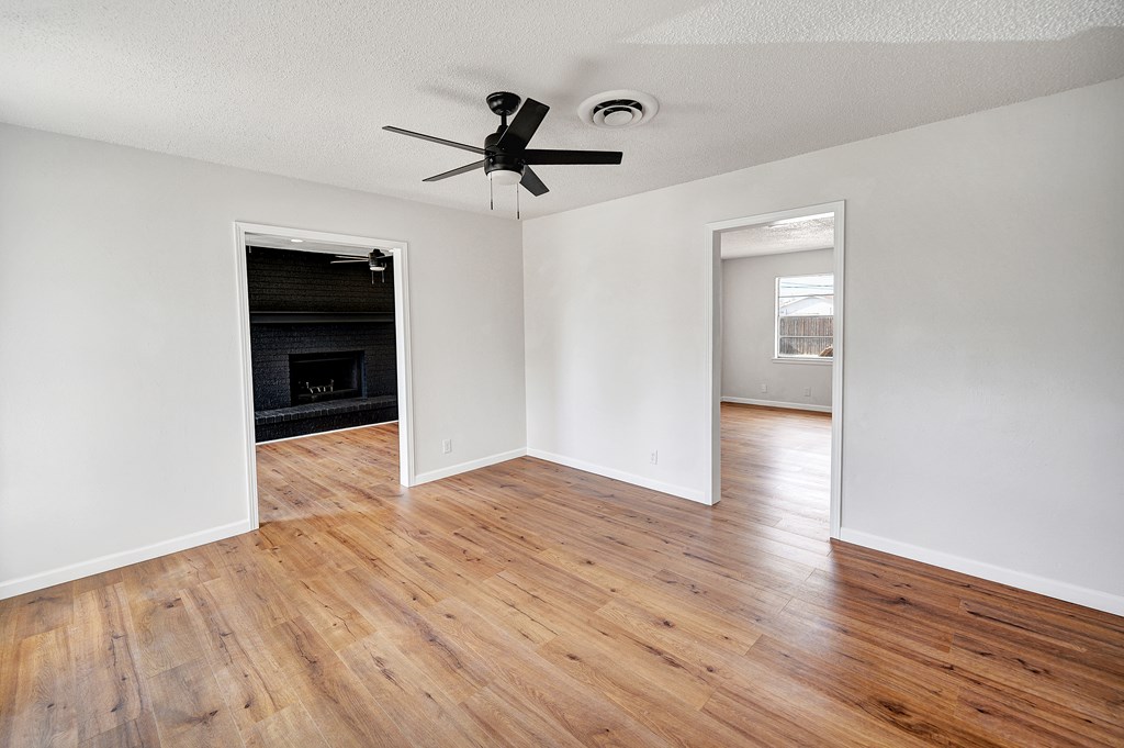1845 E 49th St, Odessa, Texas image 3