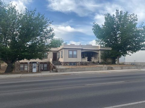 Apartment For Rent - 504 W Ave E Ave #2<br/> Alpine, TX 79830