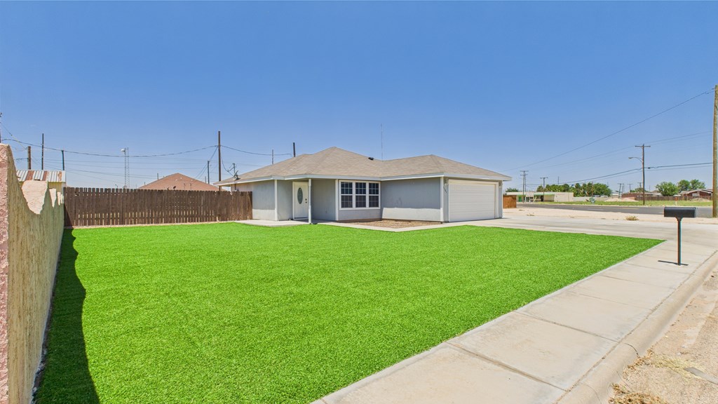 1105 N Doris Ave, Monahans, Texas image 4