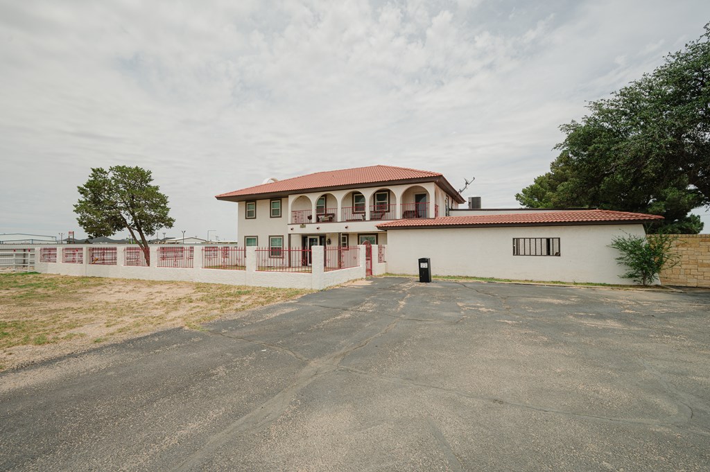 3708 N Moss Ave, Odessa, Texas image 4