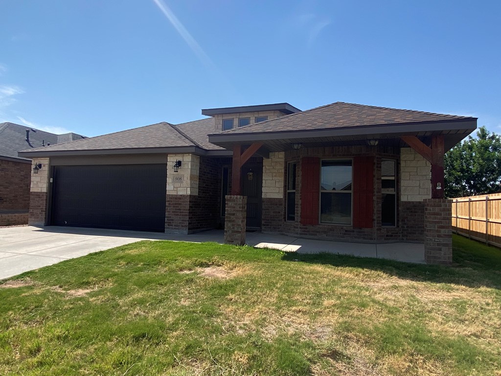 808 Brittlebush Ct, Odessa, Texas image 2