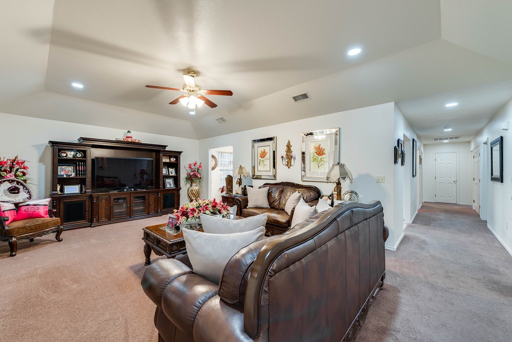 401 Brookover Circle, Odessa, Texas image 3