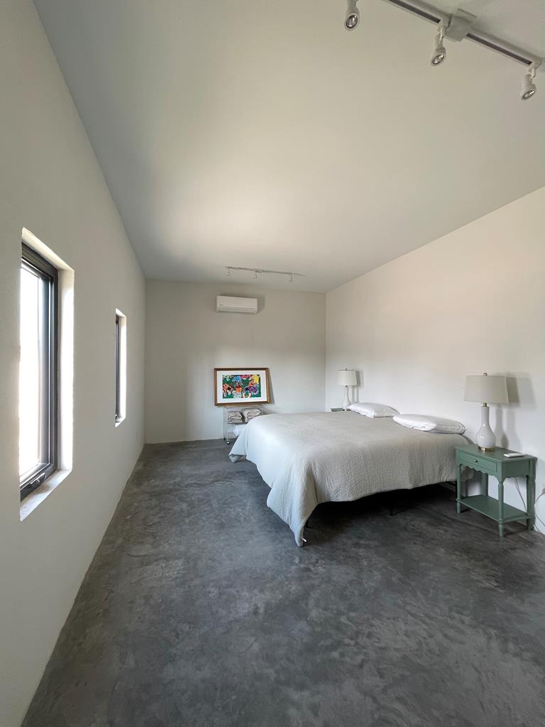 1402 W Philadelphia St, Marfa, Texas image 10