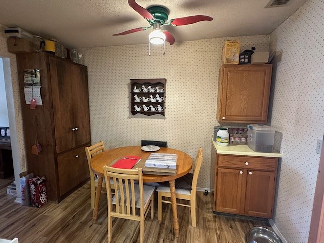 1013 Peachtree Circle, Alpine, Pennsylvania image 6
