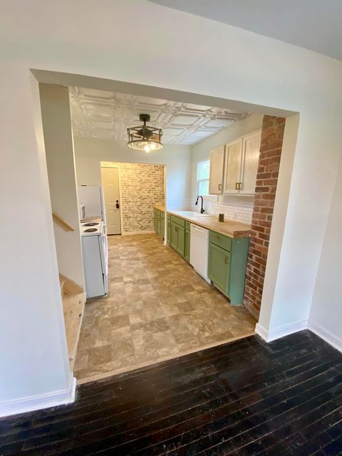 Tiny photo for 1160 Riverview Road, Russell, KY 41169 (MLS # 60074)