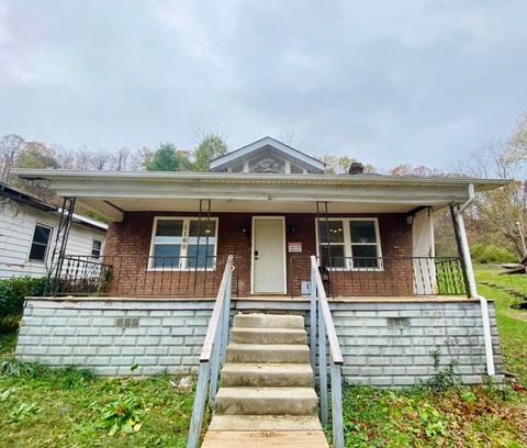 Tiny photo for 1160 Riverview Road, Russell, KY 41169 (MLS # 60074)