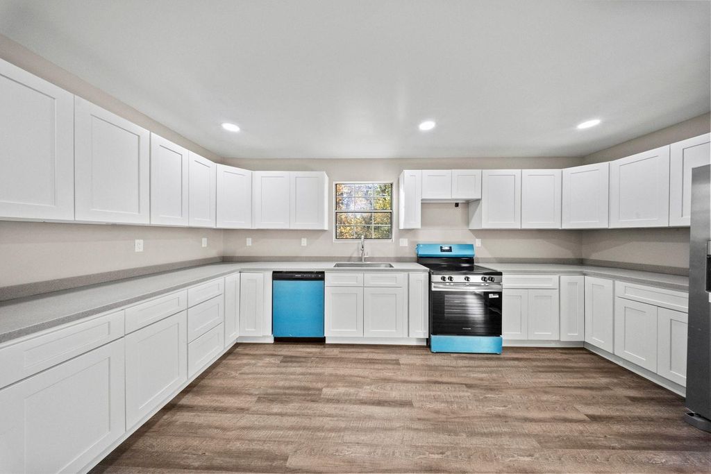 Photo of 4823 Crittenden Drive, Ashland, KY 41101 (MLS # 59702)