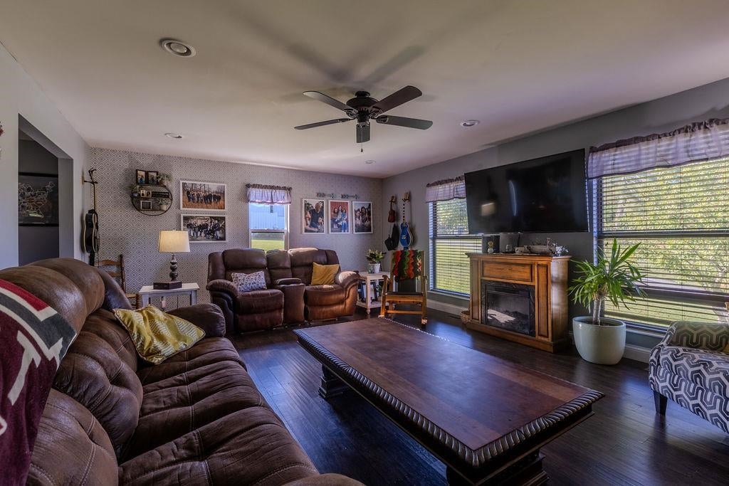 Photo of 1136 Rayburn Street, Olive Hill, KY 41164 (MLS # 61318)