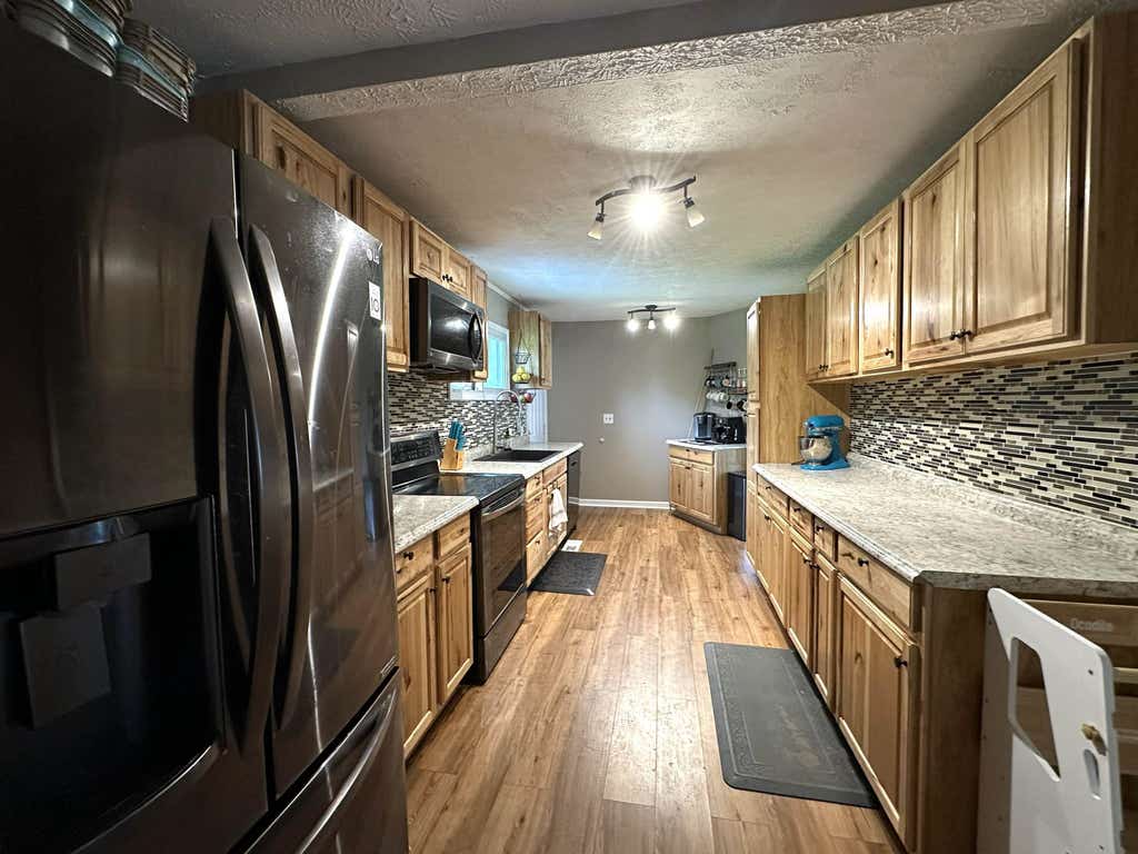 Photo of 2334 Midland Trail TRL, Rush, KY 41168 (MLS # 60659)