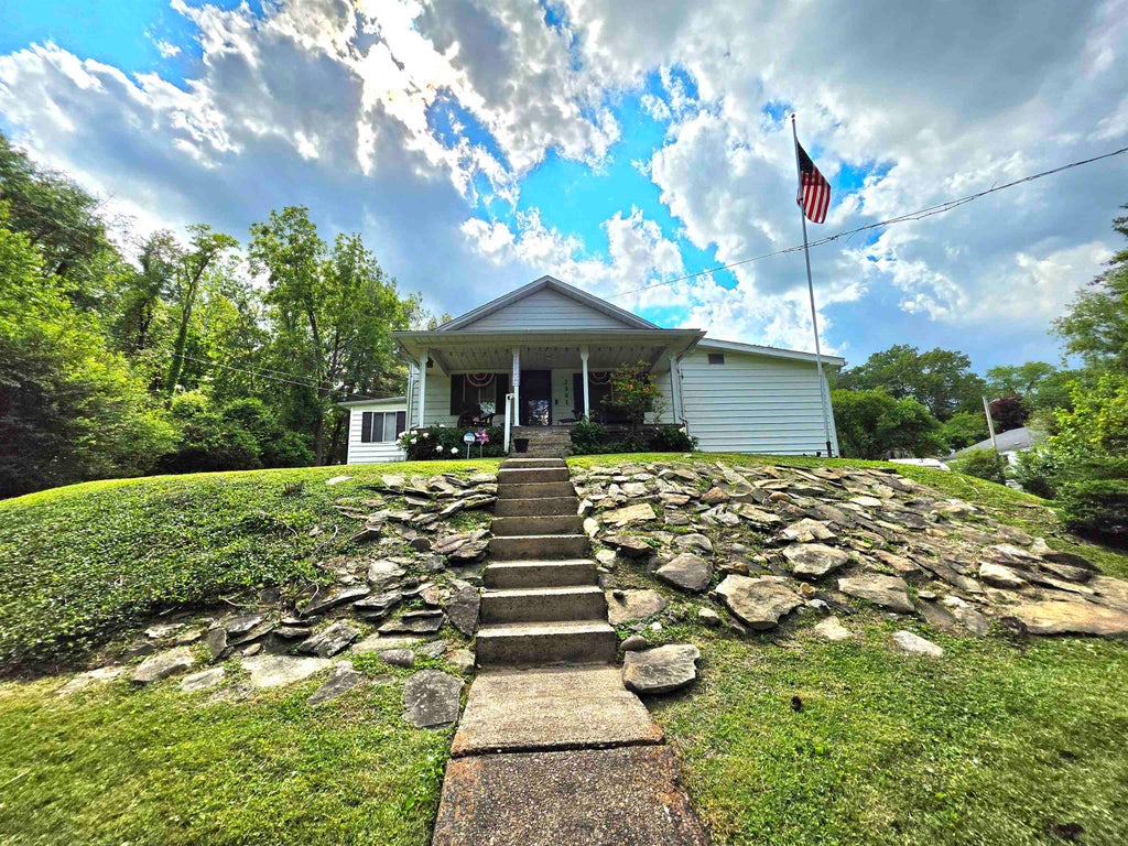 Photo of 2301 Sarah Road, Ashland WW, KY 41101 (MLS # 60599)