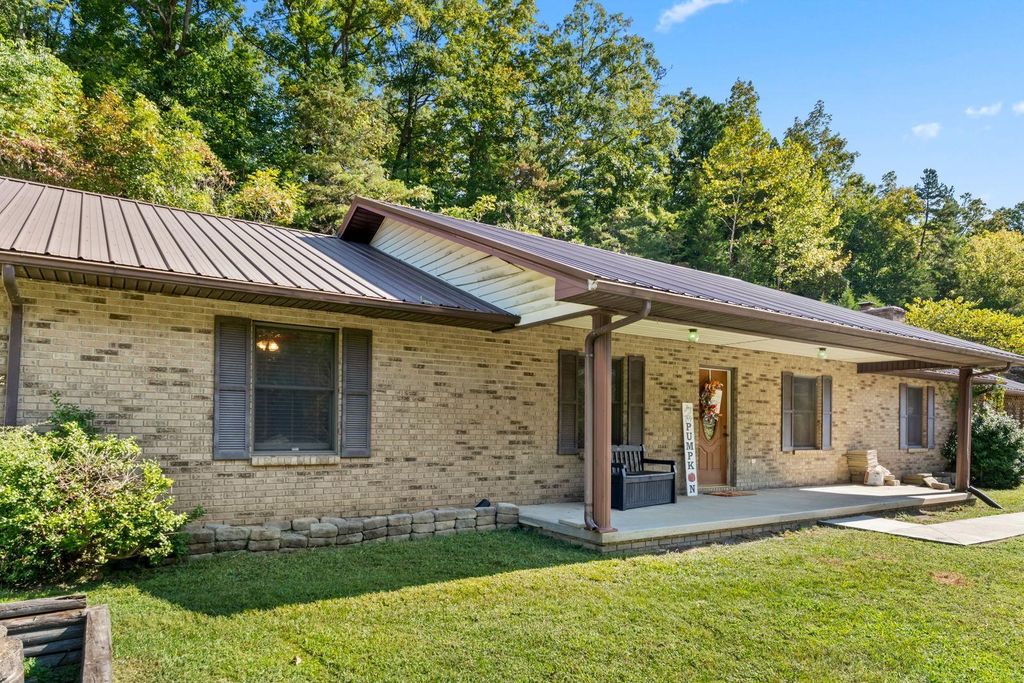 Photo of 98 Isaac Park Road, Louisa, KY 41230 (MLS # 59432)