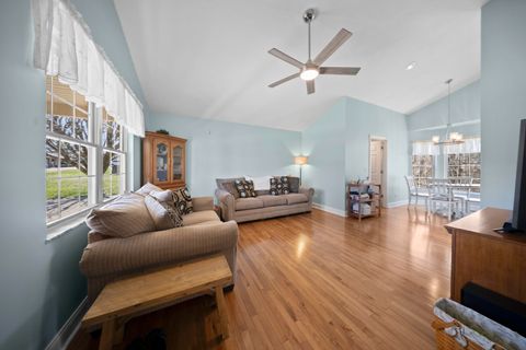 Tiny photo for 1107 Grandview Drive Dr, Flatwoods, KY 41139 (MLS # 60231)