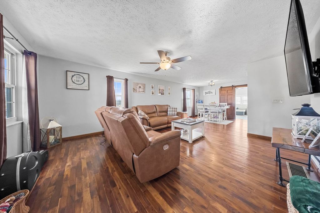 Photo of 3236 Hampton Street St, Ashland, KY 41101 (MLS # 59976)