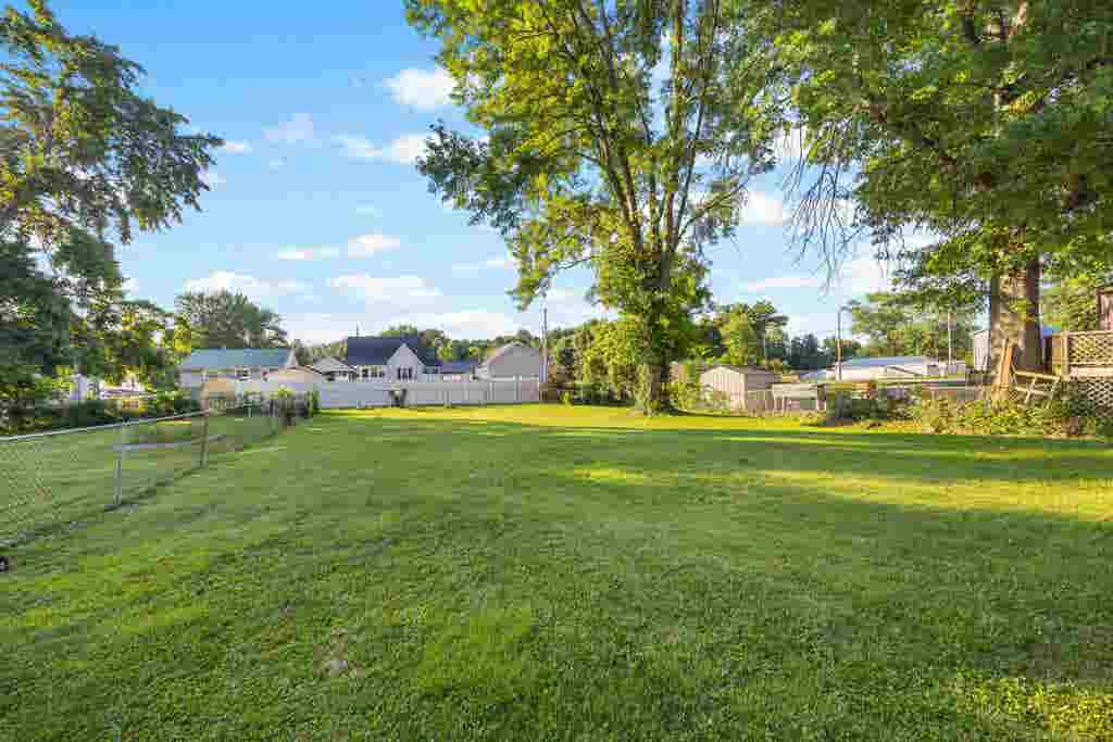 Photo of 2412 3rd Street W ST, Ashland, KY 41102 (MLS # 61041)
