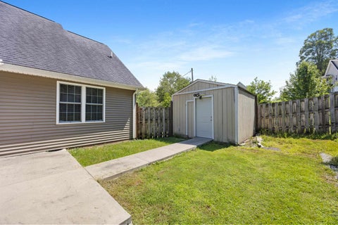 Tiny photo for 7844 Tucker Road Rd, Ashland, KY 41102 (MLS # 60969)
