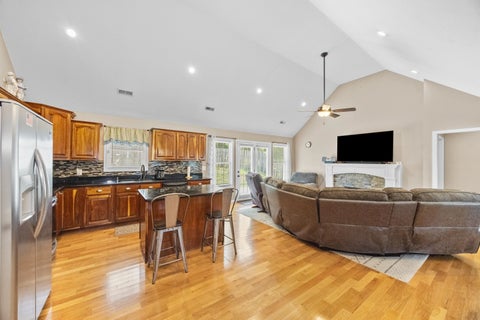 Tiny photo for 7844 Tucker Road Rd, Ashland, KY 41102 (MLS # 60969)