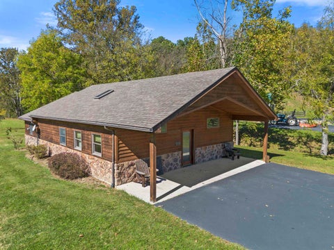 Tiny photo for 4403 Mesa Drive, Catlettsburg, KY 41129 (MLS # 61434)