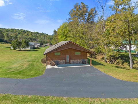 Tiny photo for 4403 Mesa Drive, Catlettsburg, KY 41129 (MLS # 61434)