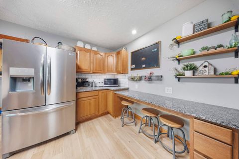 Tiny photo for 108 New Hampshire Drive, Ashland, KY 41101 (MLS # 60474)