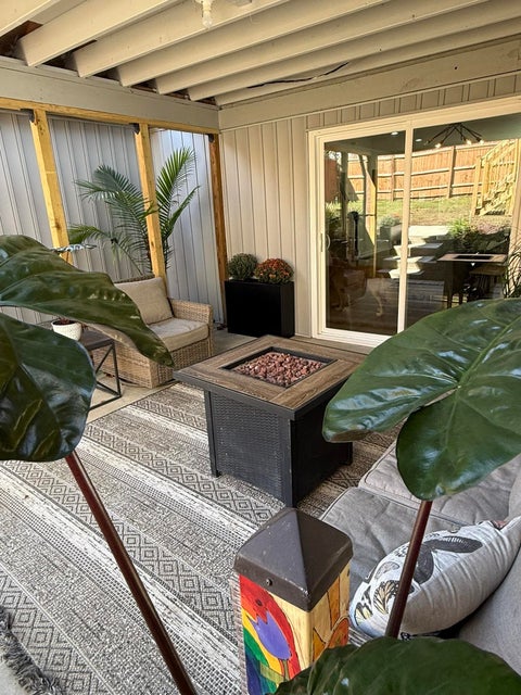 Tiny photo for 2513 Woodland Avenue Ave, Ashland, KY 41101 (MLS # 61109)