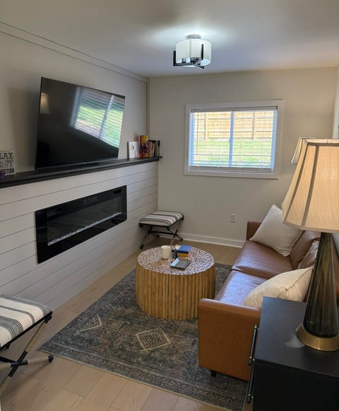 Tiny photo for 2513 Woodland Avenue Ave, Ashland, KY 41101 (MLS # 61109)