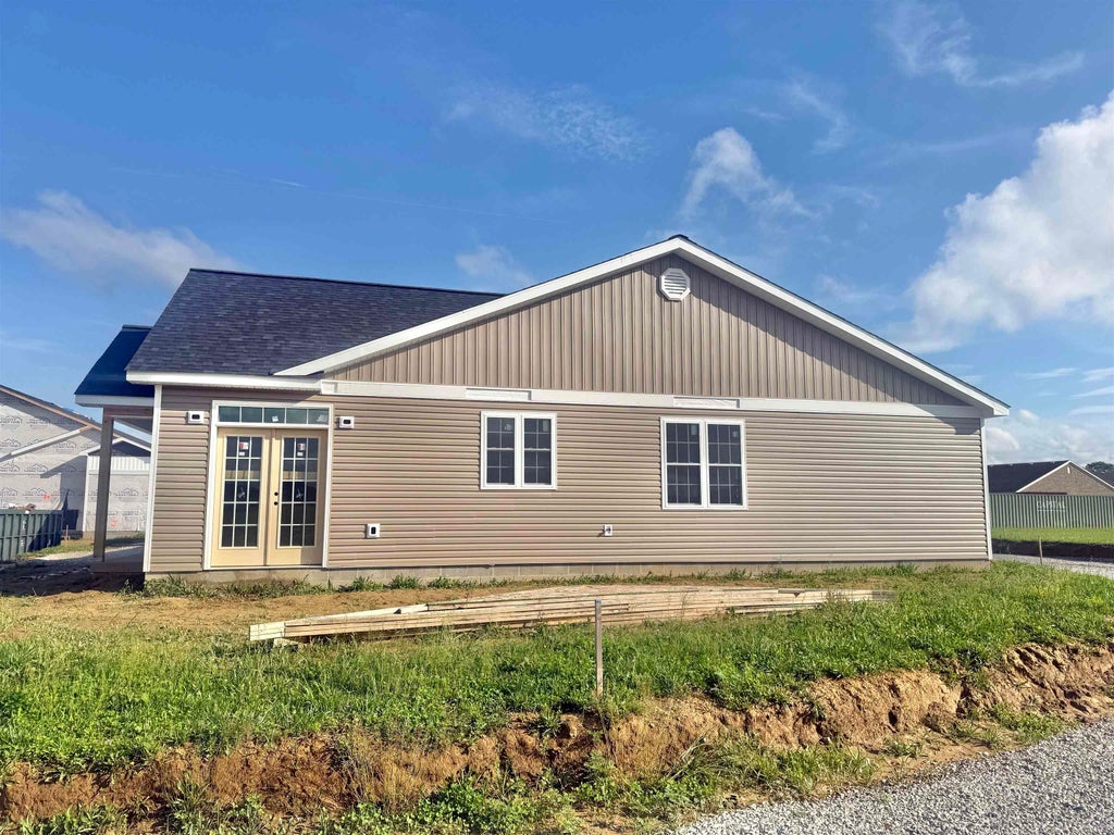 Photo of 304 Bluegrass Way, Grayson, KY 41143 (MLS # 60673)