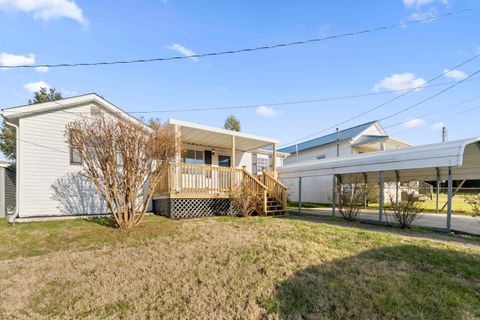 Tiny photo for 1215 Turner Street, Ashland, KY 41101 (MLS # 60224)